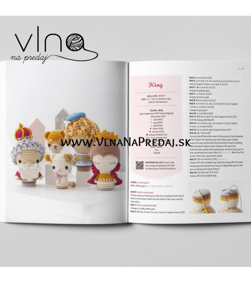 Mini Kingdom Amigurumi Book