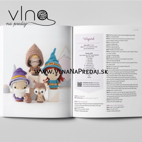Mini kingdom amigurumi knižka