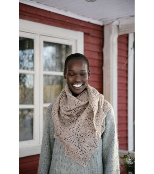 52 Weeks of Shawls – Knitting Book