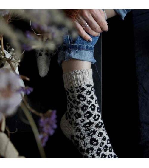 Urban Knit Easy