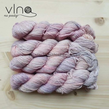Zmes merina a hodvábu Silky Merino 50g 132m