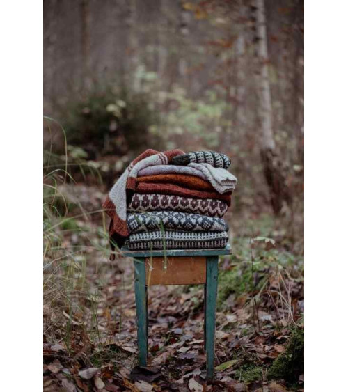 Observations: Knits and Essays from the Forest