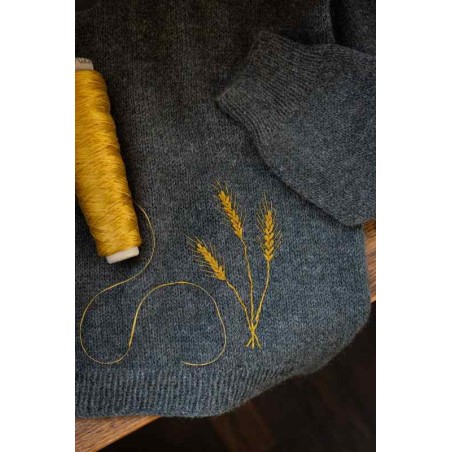 Embroidery on Knits - vyšívanie na pleteniny