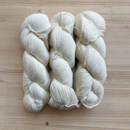 Mechita Yarn 100g 385m