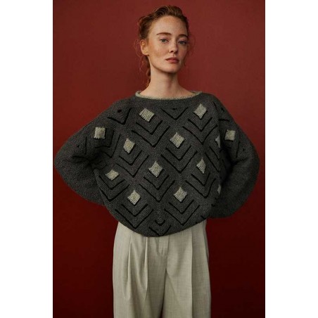 A knitting life 2 – out into the world