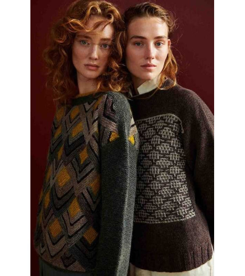 A knitting life 2 – out into the world