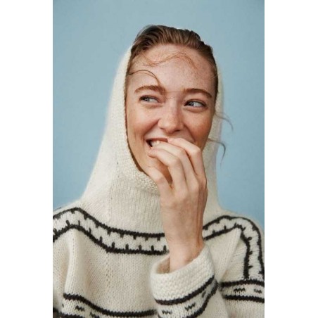 A knitting life 2 – out into the world