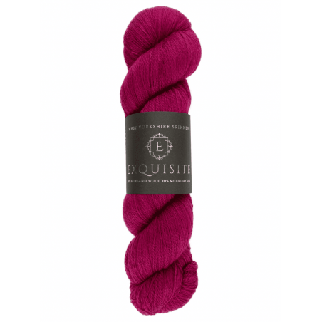 Exquisite Fine Falkland Wool and Silk Blend Yarn 100g 800m